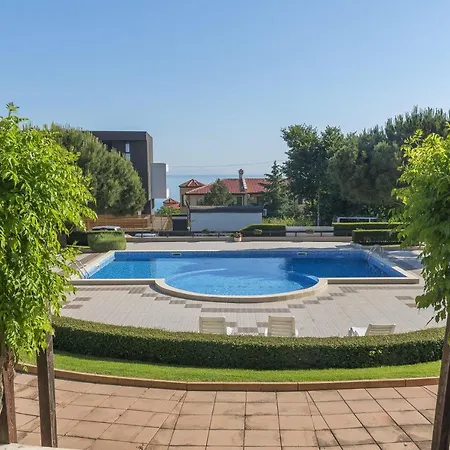 View Apartment *